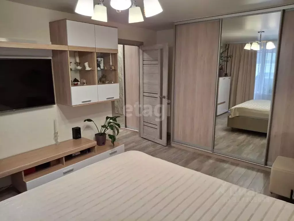 2-к кв. Свердловская область, Екатеринбург ул. Татищева, 53 (49.1 м) - Фото 1