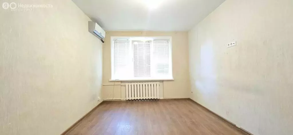 3-комнатная квартира: Волжский, улица имени Космонавтов, 1 (56.7 м) - Фото 2