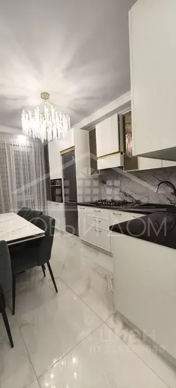 1-к кв. Кабардино-Балкария, Нальчик ул. Тлостанова, 32 (50.0 м) - Фото 0