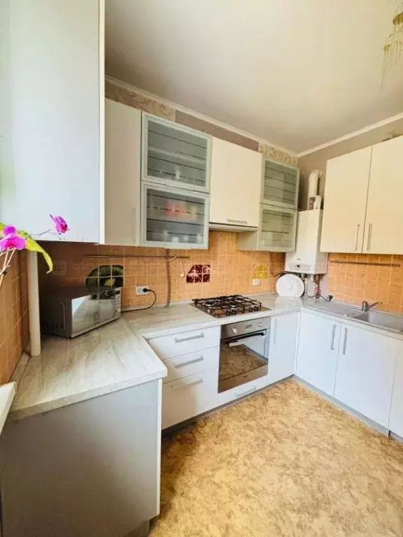 2-к кв. Татарстан, Казань Азино-1 мкр, ул. Закиева, 24 (55.0 м) - Фото 1