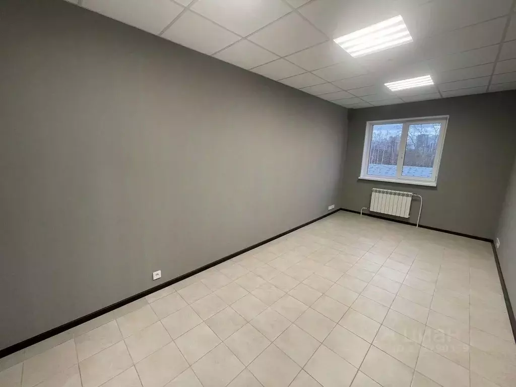 Офис в Свердловская область, Екатеринбург ул. Шефская, 1А (18 м) - Фото 1