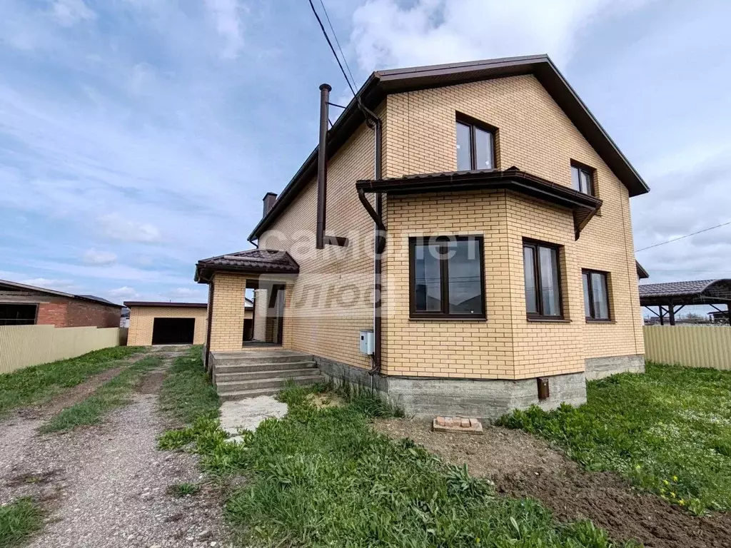 Дом в Краснодарский край, Абинск Подгорная ул. (207 м) - Фото 0