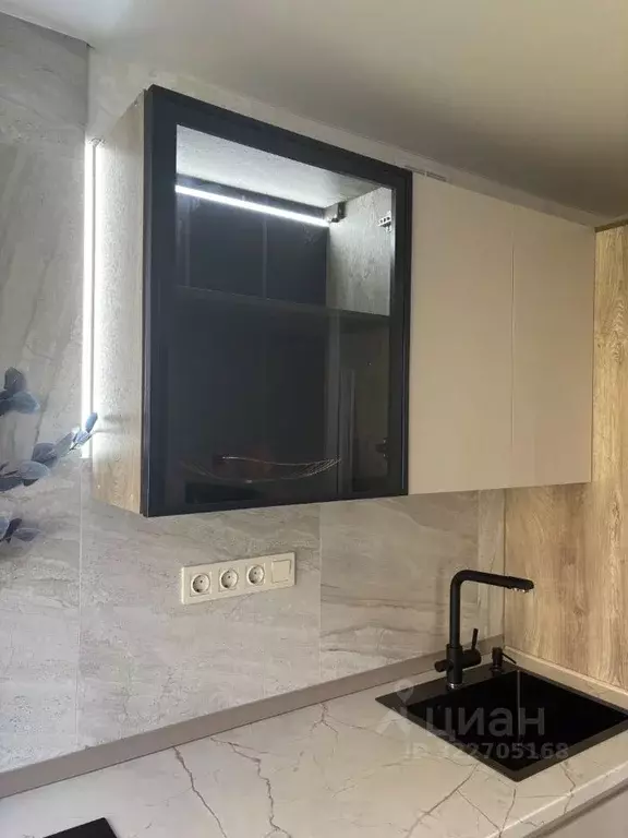 Свободной планировки кв. Удмуртия, Ижевск Зенитная ул., 11 (32.0 м) - Фото 1