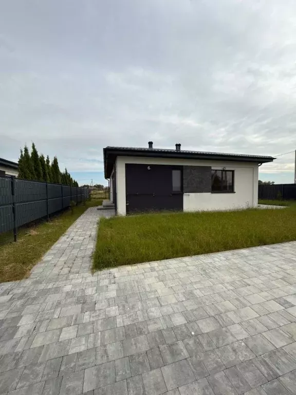 Дом в Калининградская область, Гурьевский муниципальный округ, пос. ... - Фото 1