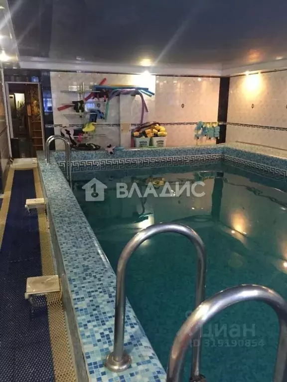 Помещение свободного назначения в Брянская область, Брянск ул. ... - Фото 1