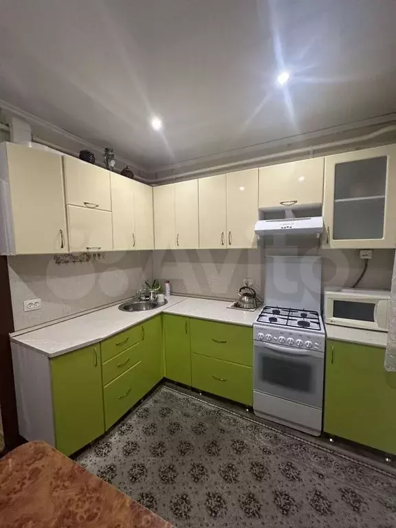 2-к. квартира, 50 м, 2/9 эт. - Фото 0