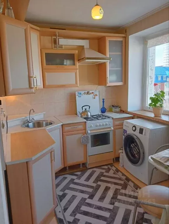 1-к кв. Чувашия, Чебоксары ул. Текстильщиков, 9А (30.4 м) - Фото 0