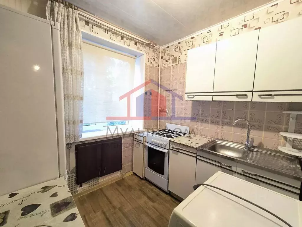 2-к кв. Белгородская область, Губкин ул. Горького, 12 (44.6 м) - Фото 1