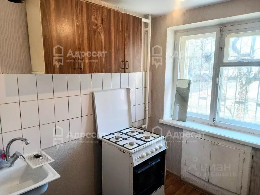 1-к кв. Волгоградская область, Волгоград ул. Таращанцев, 63 (32.8 м) - Фото 1