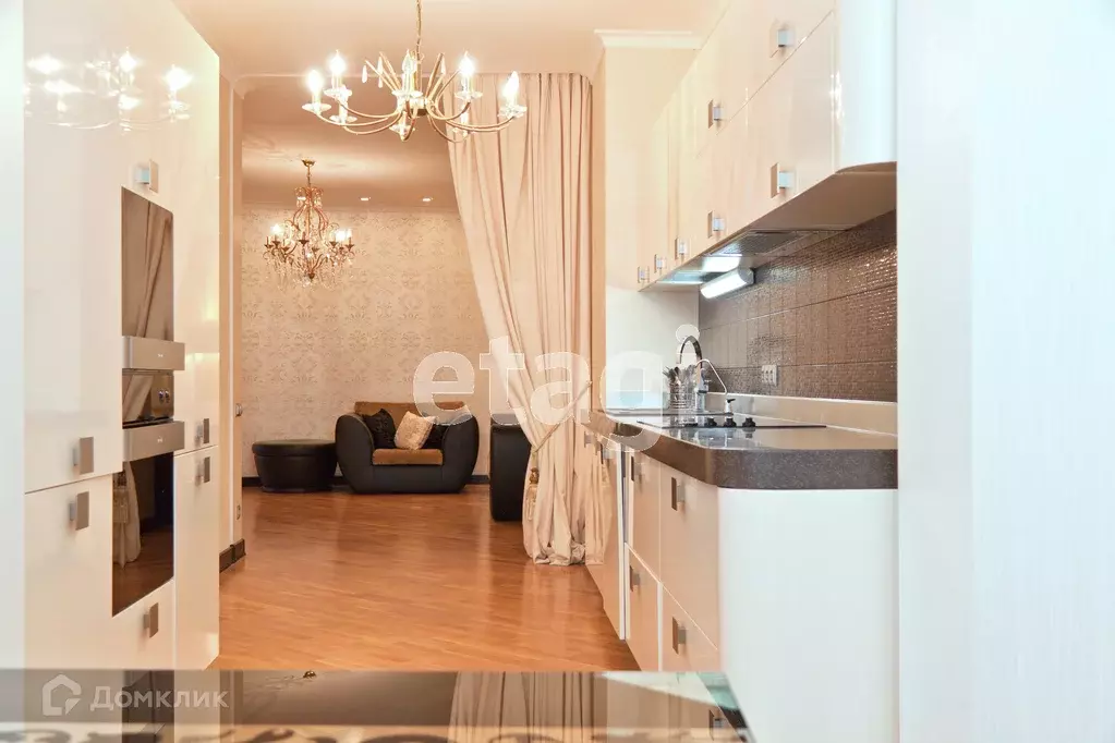 Продаётся 5-к квартира, 162.2 м - Фото 1