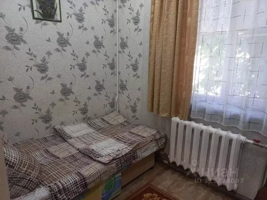 3-к кв. Крым, Феодосия муниципальный округ, Орджоникидзе пгт ул. ... - Фото 1