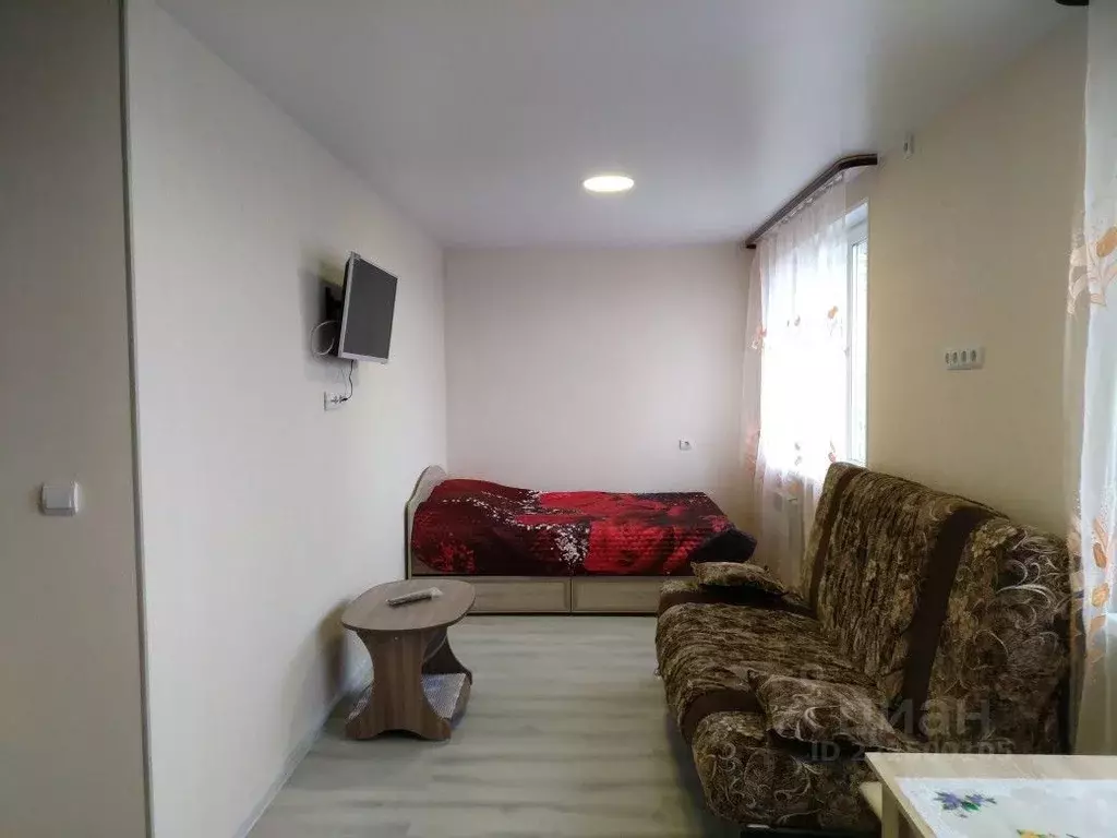 Студия Приморский край, Уссурийск ул. Сергея Ушакова, 13/2 (24.0 м) - Фото 0