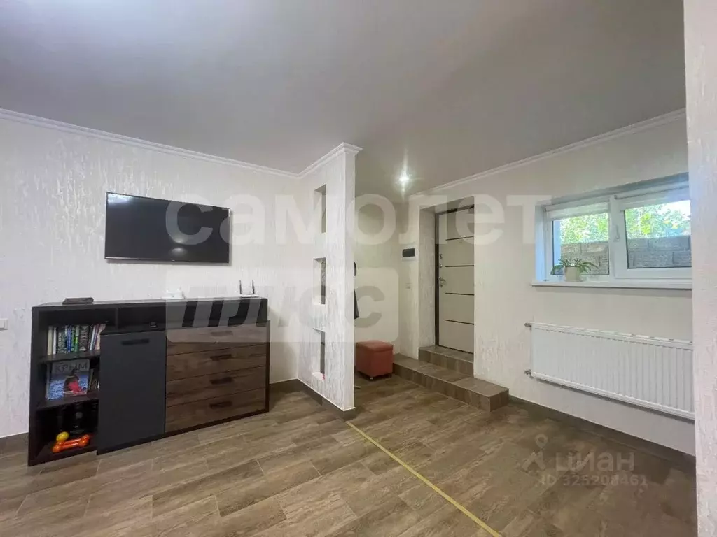 Дом в Севастополь ул. Волнистая, 57 (180 м) - Фото 1