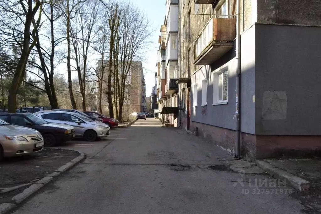 3-к кв. Калининградская область, Калининград Нарвская ул., 24 (52.3 м) - Фото 2