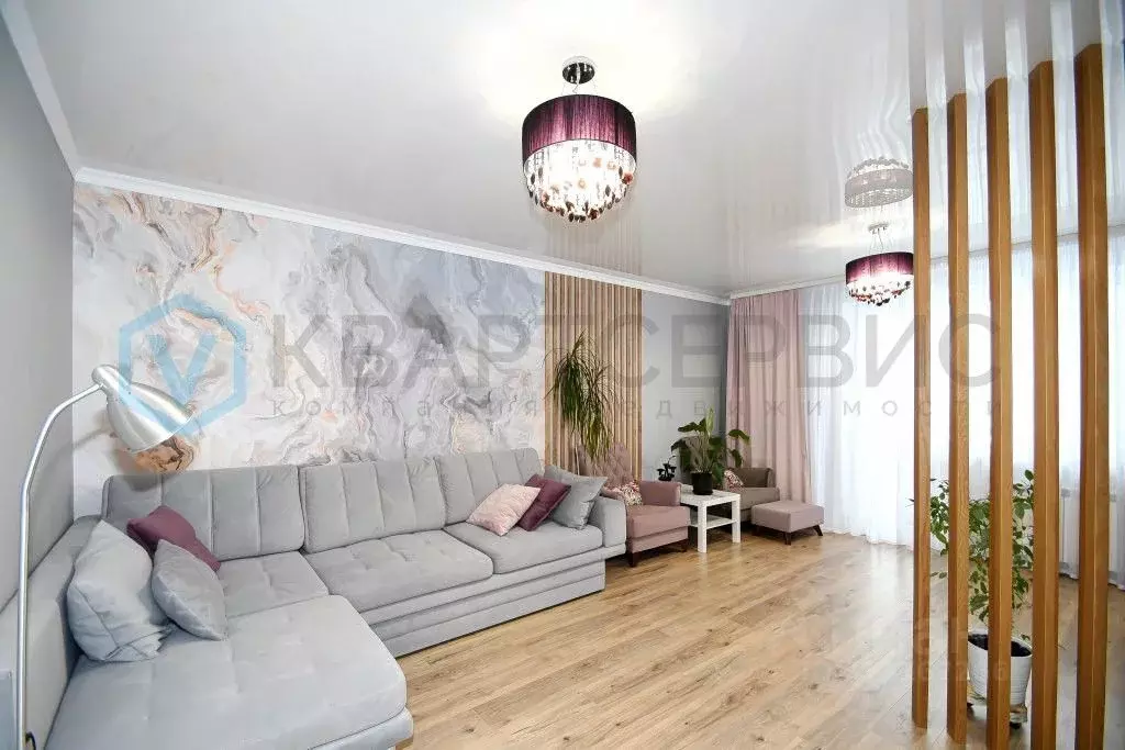3-к кв. Омская область, Омск Пригородная ул., 21 (92.0 м) - Фото 1