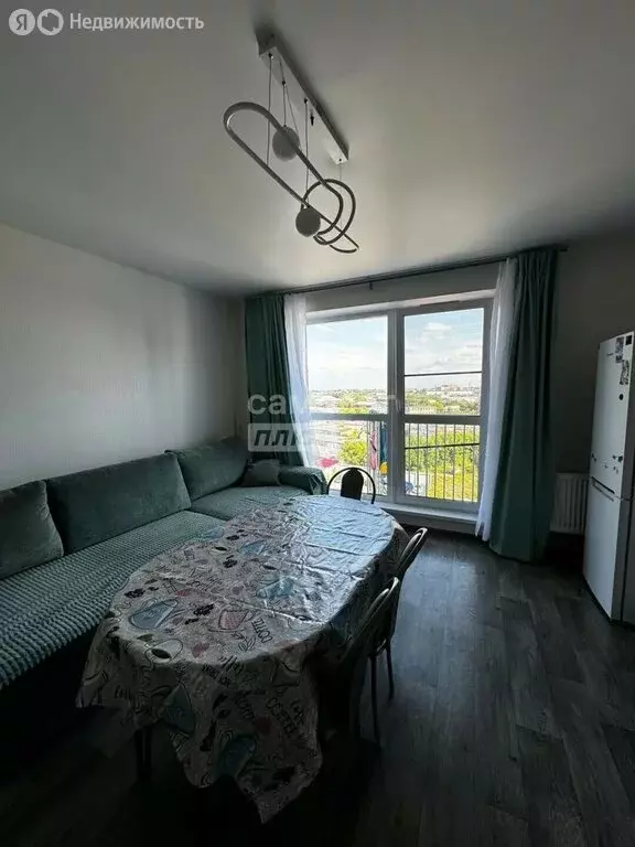 3-комнатная квартира: Челябинск, улица Блюхера, 123Ж (56.5 м) - Фото 1