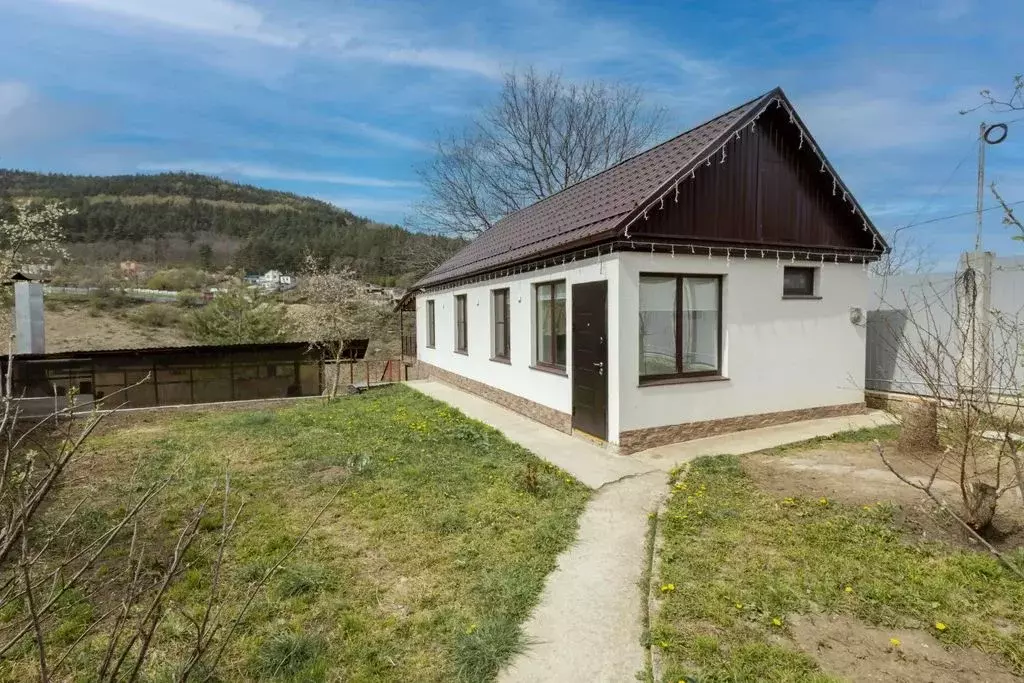 Дом в Ставропольский край, Кисловодск Прудная ул., 97А (50 м) - Фото 0