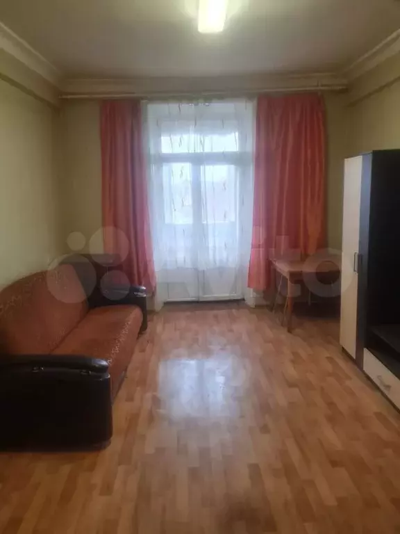 Комната 20 м в 3-к., 4/4 эт. - Фото 0