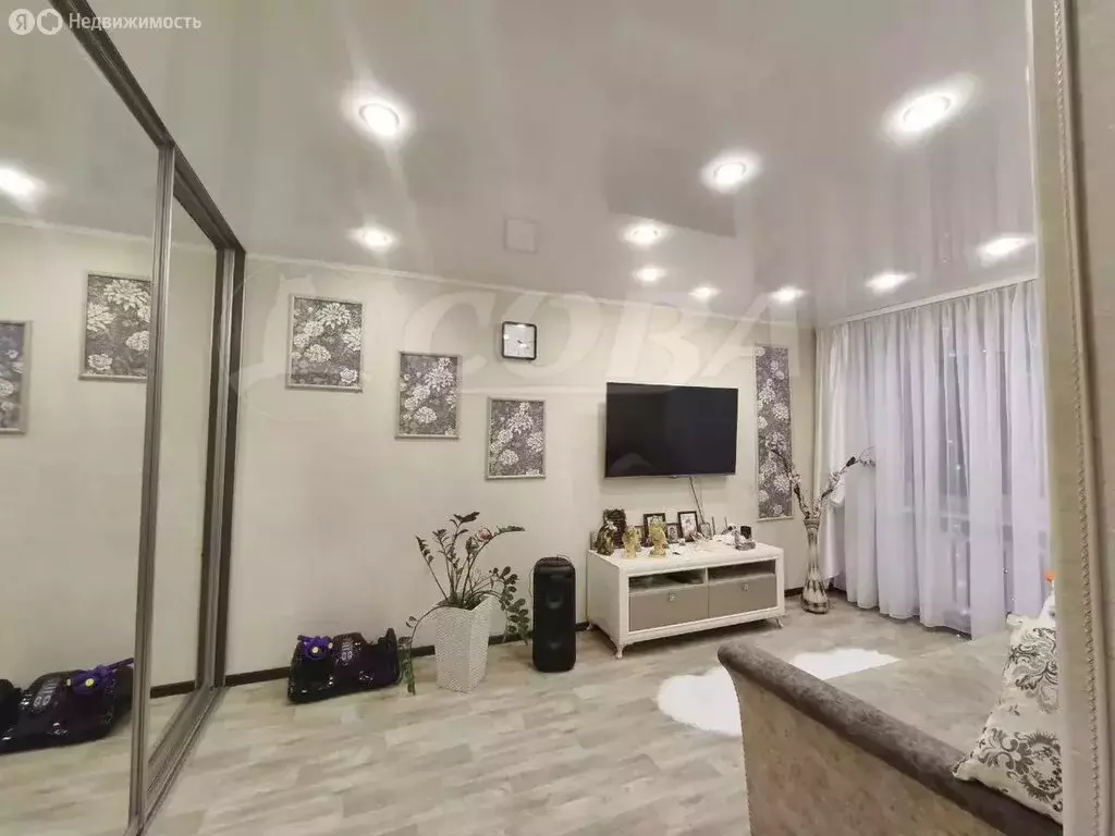 3-комнатная квартира: село Червишево, улица Юбилейный квартал, 3 (57 ... - Фото 2