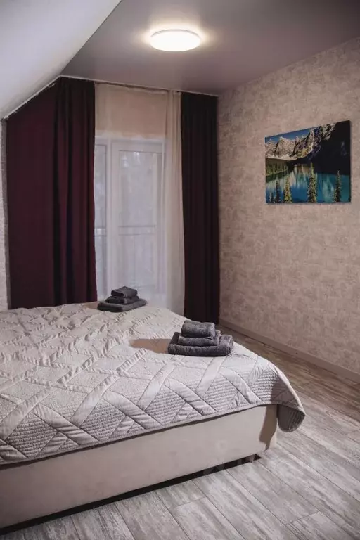 Комната Алтай, Майминский район, с. Манжерок Береговая ул., 4 (40.0 м) - Фото 1