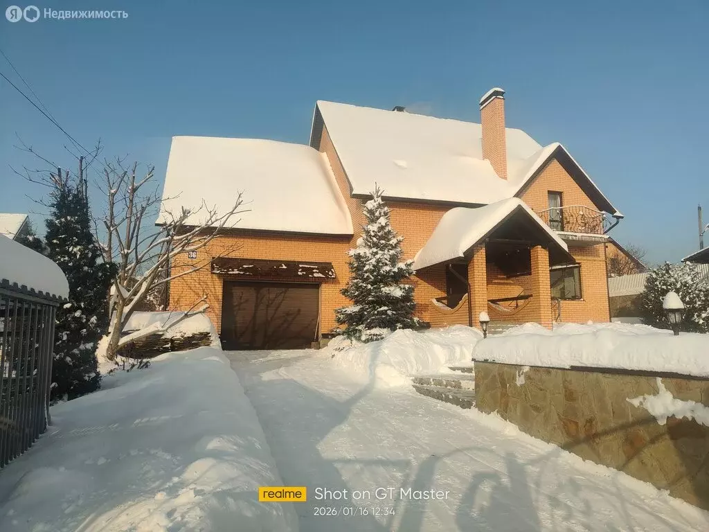 Дом в Жуков, улица Большая Росляковка (239.9 м) - Фото 1