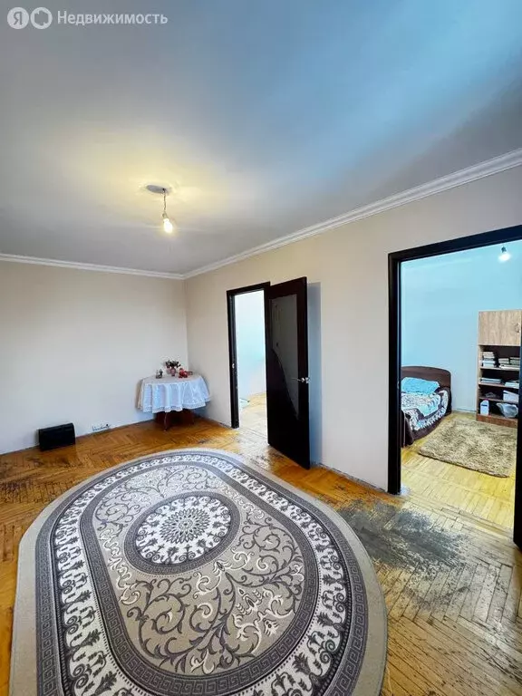 4-комнатная квартира: Нальчик, улица Неделина, 6 (63 м) - Фото 1