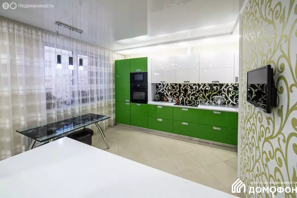 3-комнатная квартира: Омск, проспект Комарова, 14к1 (85.5 м) - Фото 1