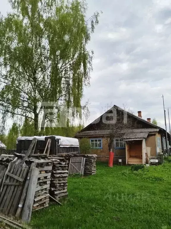Дом в Костромская область, Островский муниципальный округ, пос. ... - Фото 1