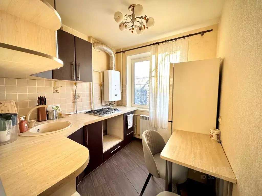 2-к кв. Нижегородская область, Нижний Новгород ул. Героев космоса, 18 ... - Фото 1