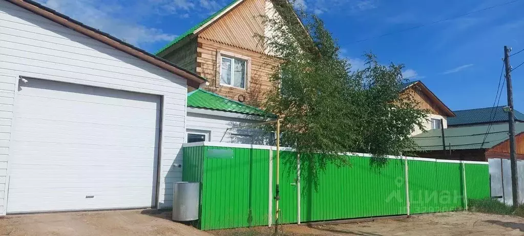 Дом в Саха (Якутия), Якутск Покровское шоссе, 9-й км (110 м) - Фото 1
