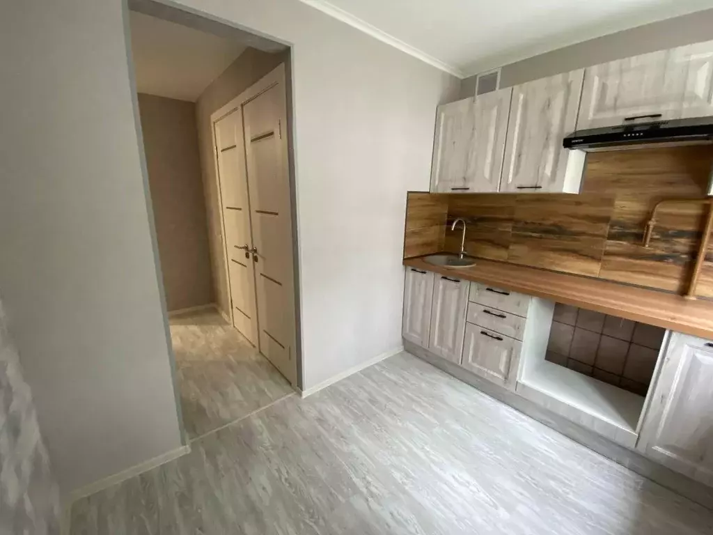 Квартира, 4 комнаты, 64 м - Фото 0