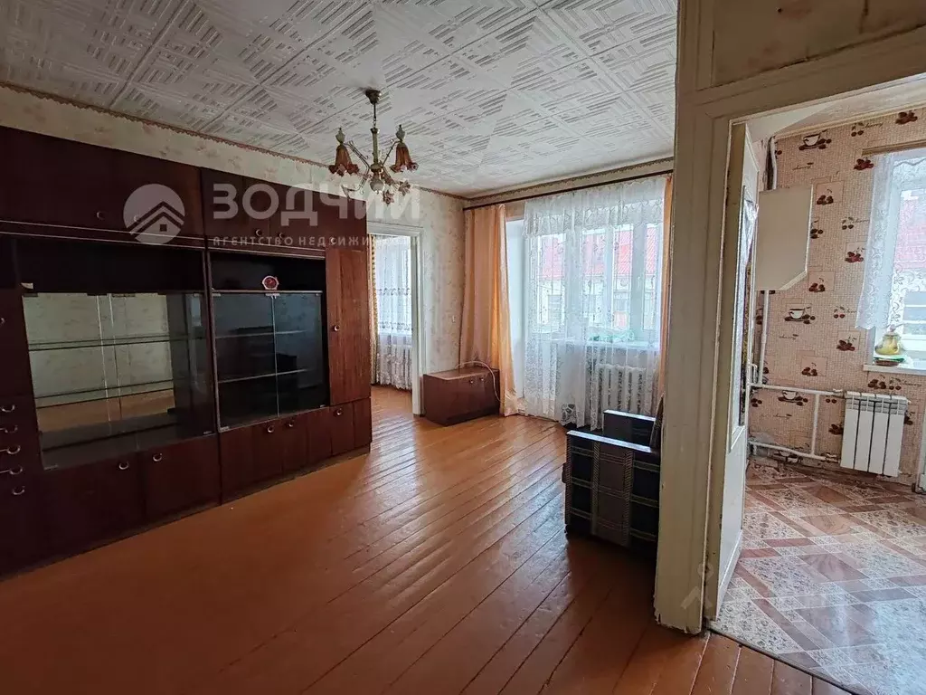 2-к кв. Чувашия, Канаш просп. Ленина, 14 (43.6 м) - Фото 0