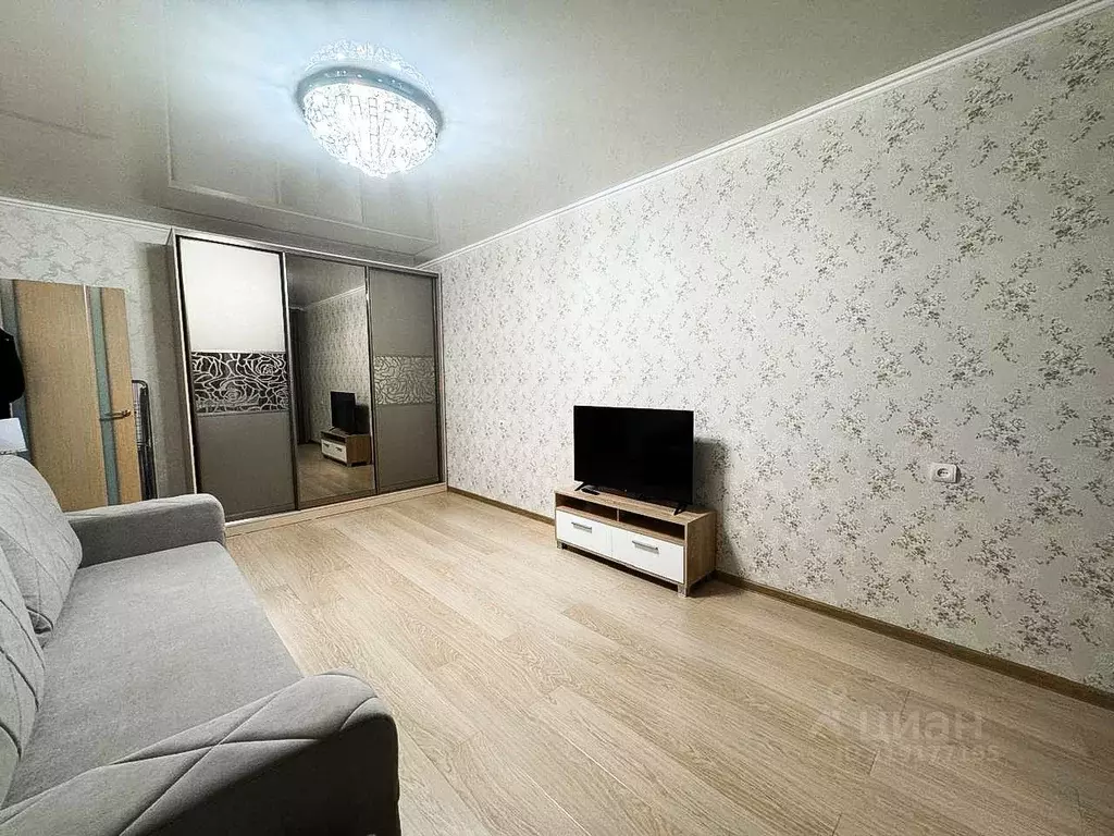 1-к кв. Татарстан, Казань ул. Кулахметова, 3 (36.0 м) - Фото 1
