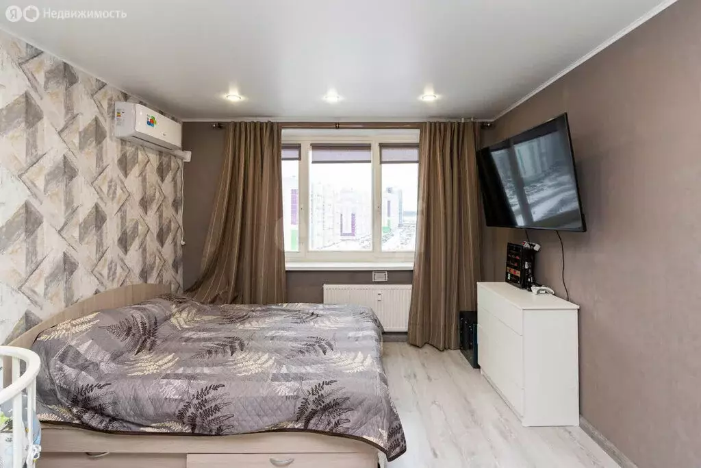 2-комнатная квартира: Тюмень, улица Константина Посьета, 5 (58.9 м) - Фото 1