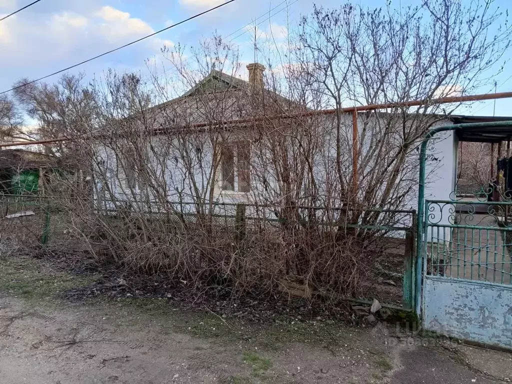 Дом в Крым, Сакский район, с. Крымское ул. Строительная (83 м) - Фото 0