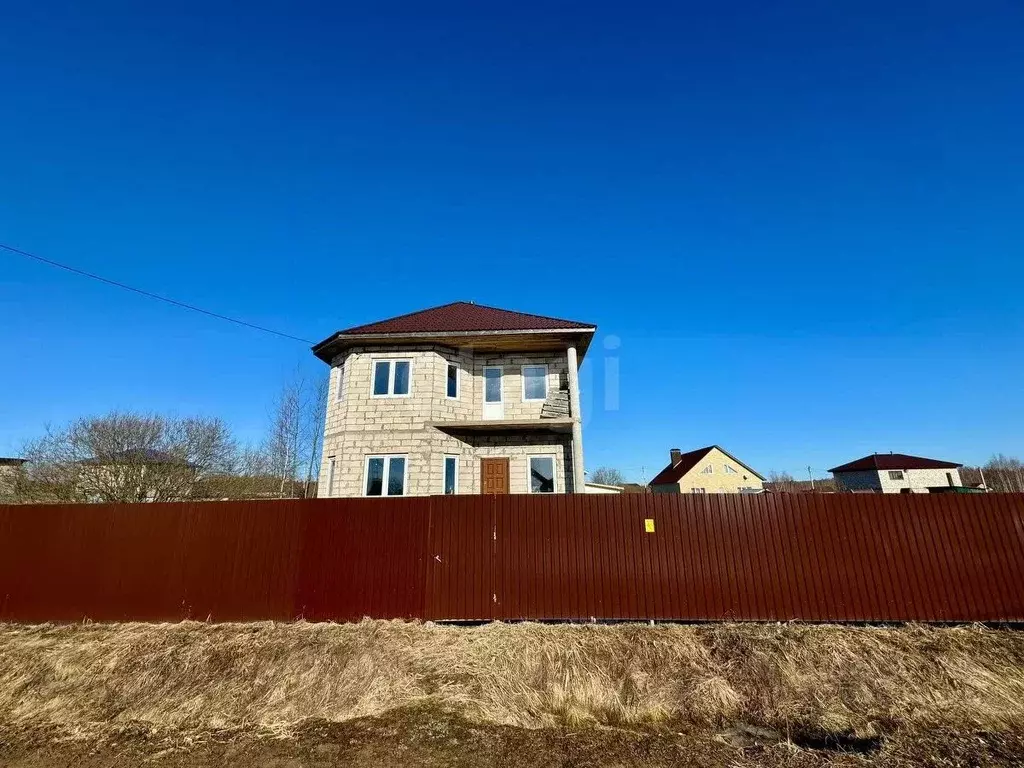 Дом в Калужская область, Медынь ул. Луговая, 17 (180 м) - Фото 1