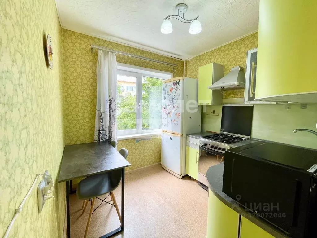 2-к кв. Пермский край, Березники Юбилейная ул., 61 (43.9 м) - Фото 0