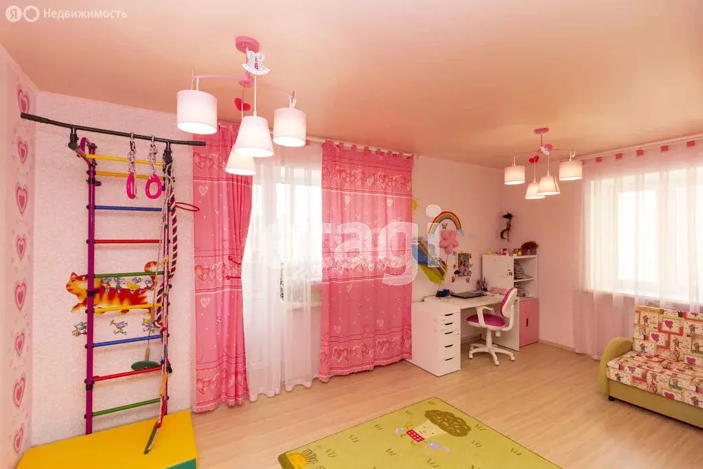 3-комнатная квартира: Тюмень, микрорайон Мыс, улица Малиновского, 5Б ... - Фото 1