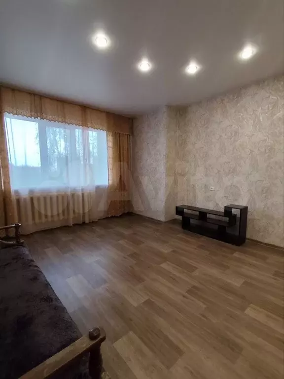 1-к. квартира, 42 м, 3/5 эт. - Фото 1