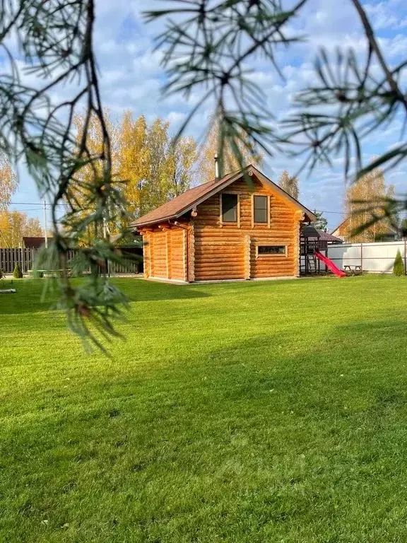 Дом в Ленинградская область, Кингисеппское городское поселение, д. ... - Фото 1