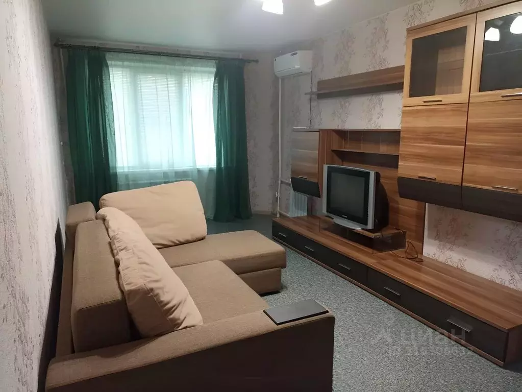1-к кв. Волгоградская область, Волгоград ул. Бажова, 7 (34.0 м) - Фото 0