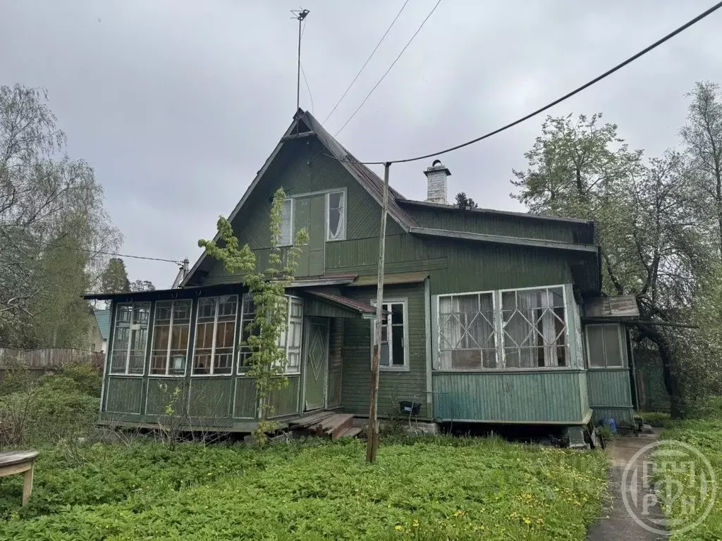 Дом в Ленинградская область, Гатчинский район, Вырица городской ... - Фото 1