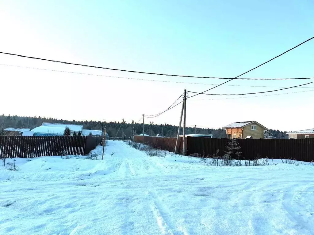 Участок в Московская область, Сергиево-Посадский городской округ, д. ... - Фото 1