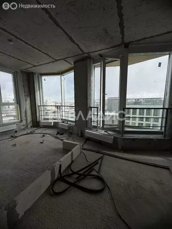 2-комнатная квартира: Москва, улица Мустая Карима, 12 (63.8 м) - Фото 1