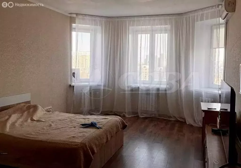 1-комнатная квартира: Тюмень, улица Циолковского, 7к2 (45 м) - Фото 1