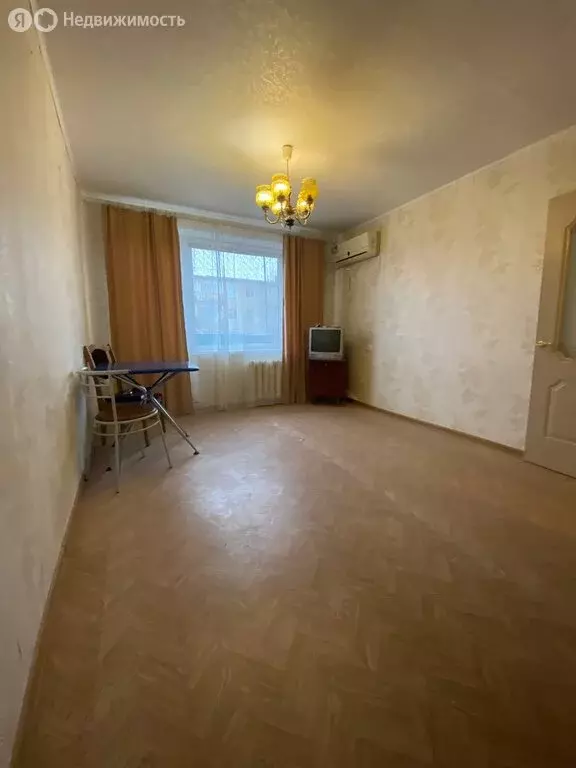 1-комнатная квартира: Волжский, посёлок Рабочий, Большевистская улица, ... - Фото 1