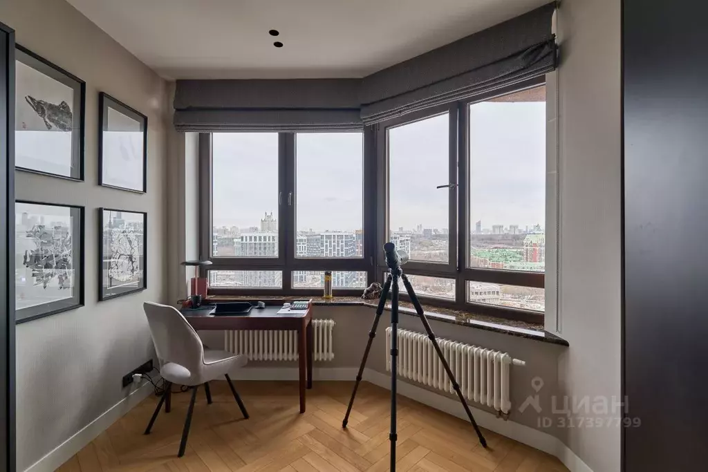4-к кв. Москва Минская ул., 1ГК1 (184.5 м) - Фото 0