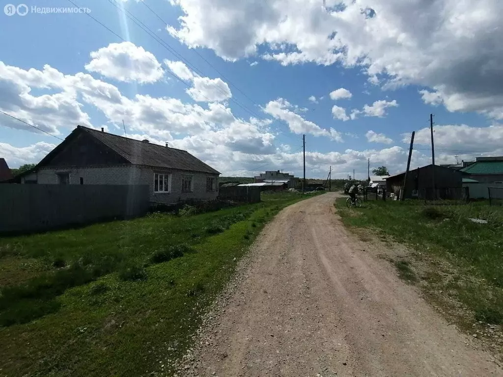 Дом в Курганская область, Катайский муниципальный округ, деревня ... - Фото 0