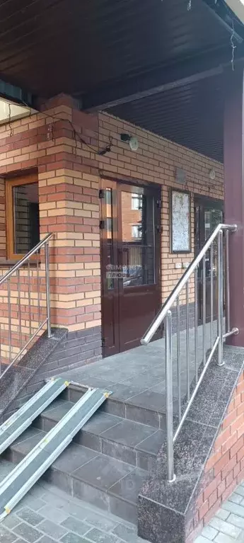 1-к кв. Омская область, Омск ул. Чернышевского, 2к3 (40.0 м) - Фото 2