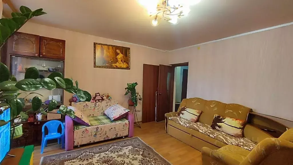 3-к кв. Белгородская область, Короча ул. Карла Маркса (62.0 м) - Фото 1